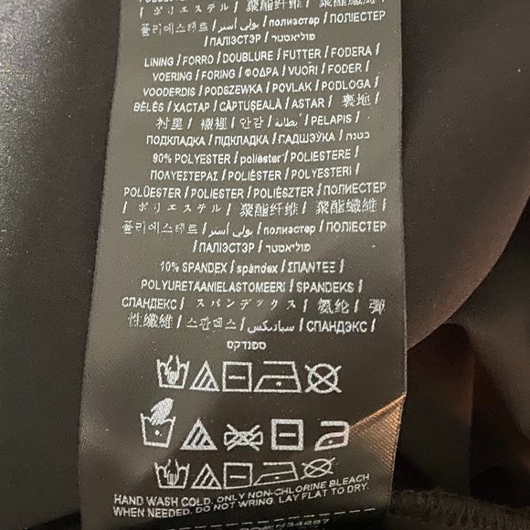 NWOT Guess Cecilia Asymmetrical Dress - Picture 10 of 10